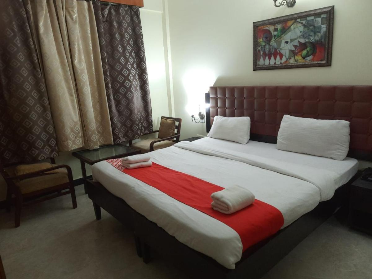 Hotel Surya Beach Inn Purî Extérieur photo